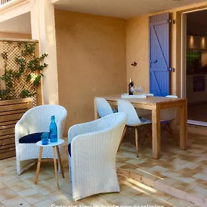  Apartment Petit Port